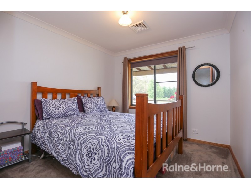 59 Woodside Drive, Mount Rankin NSW 2795