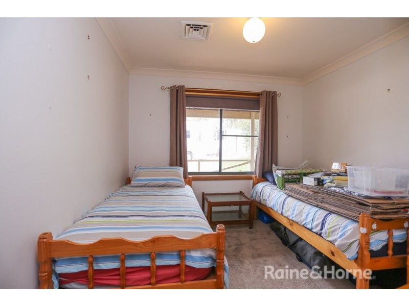 59 Woodside Drive, Mount Rankin NSW 2795