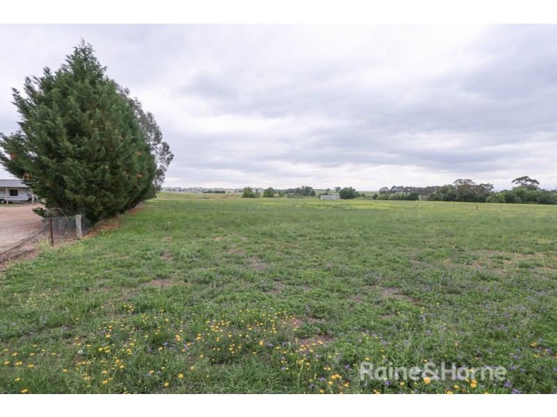 59 Woodside Drive, Mount Rankin NSW 2795