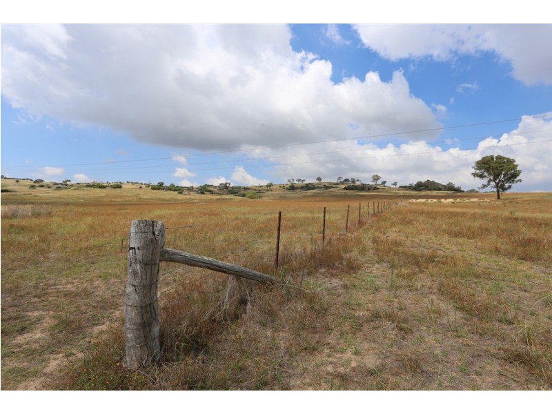 63 Wylchris Lane, Mount Rankin NSW 2795