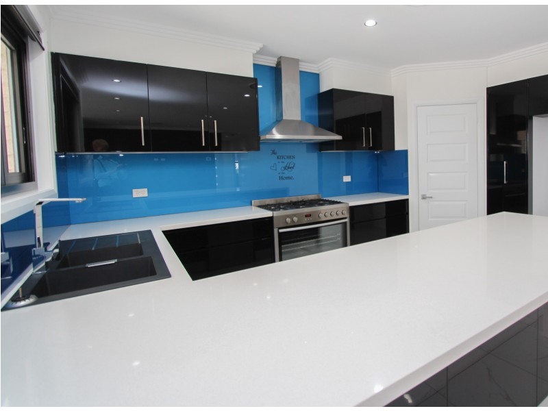 51 Graham Dr, Bathurst NSW 2795