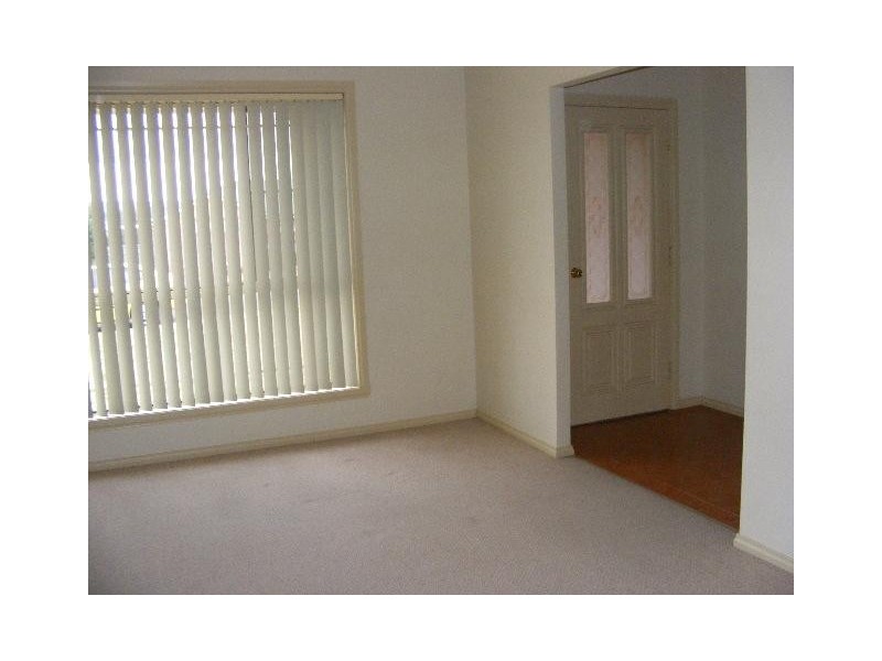 15 Dees Cl, Bathurst NSW 2795