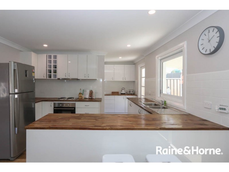 3 Lewins Street, South Bathurst NSW 2795