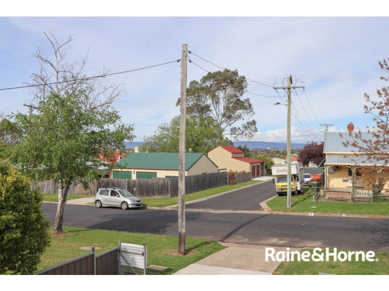 3 Lewins Street, South Bathurst NSW 2795