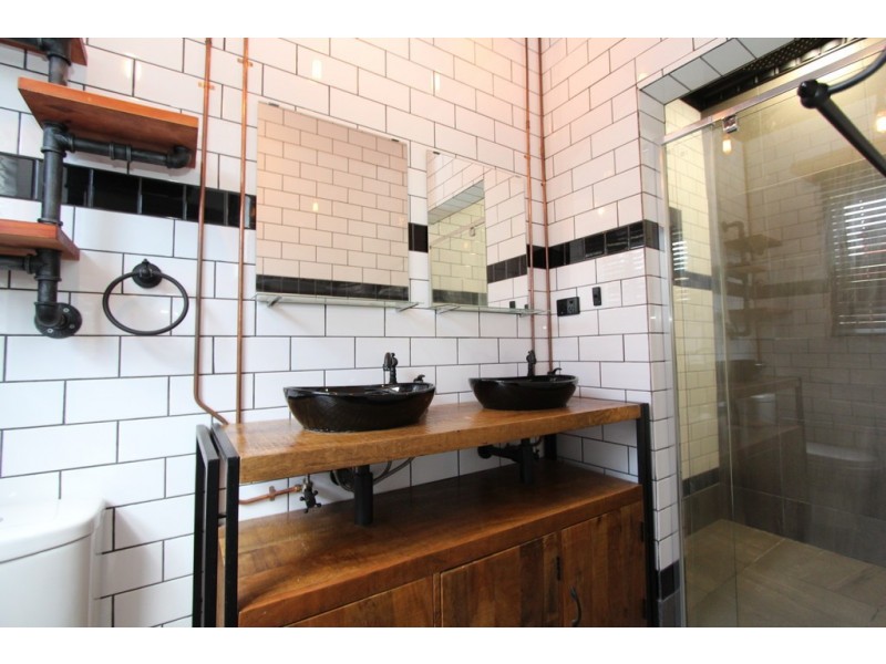 5 Gormans Hill Rd, Bathurst NSW 2795