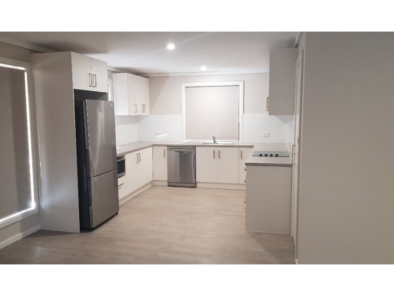 9 Jamison Street, Bathurst NSW 2795