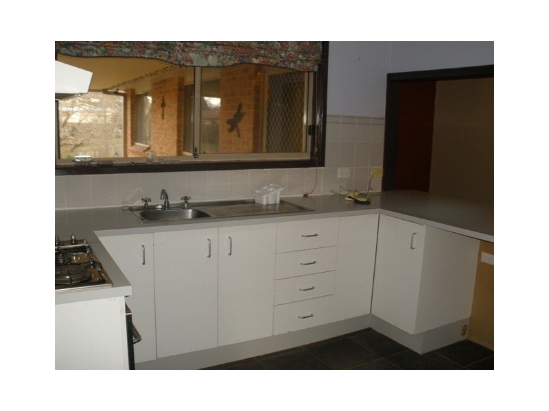 39 Green St, Bathurst NSW 2795