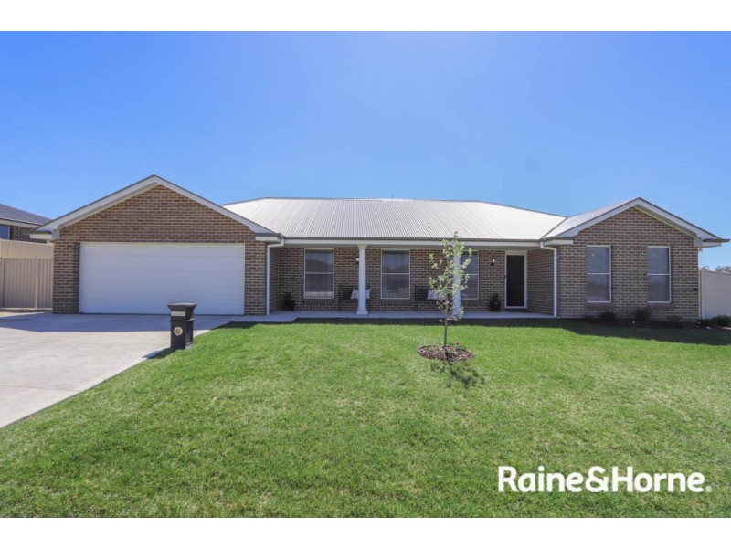 13 Kemp Street, Eglinton NSW 2795