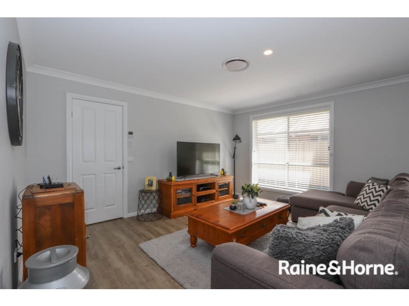 13 Kemp Street, Eglinton NSW 2795