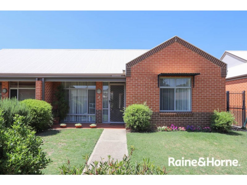 2/15 Marsden Lane, Kelso NSW 2795