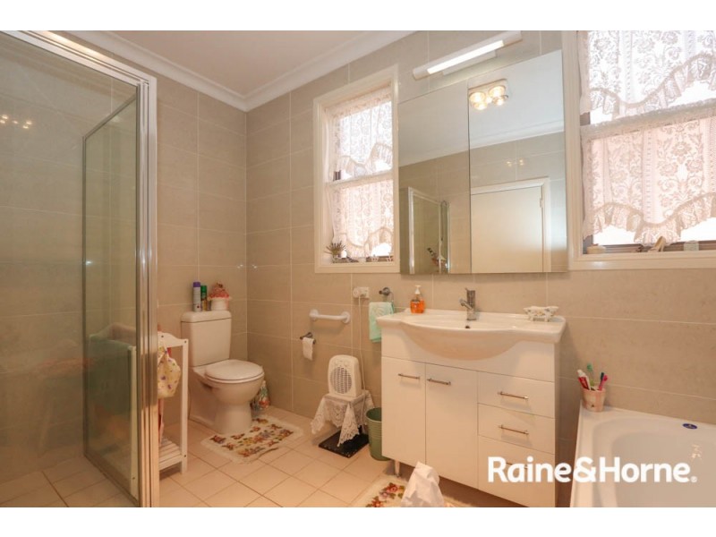 2/15 Marsden Lane, Kelso NSW 2795