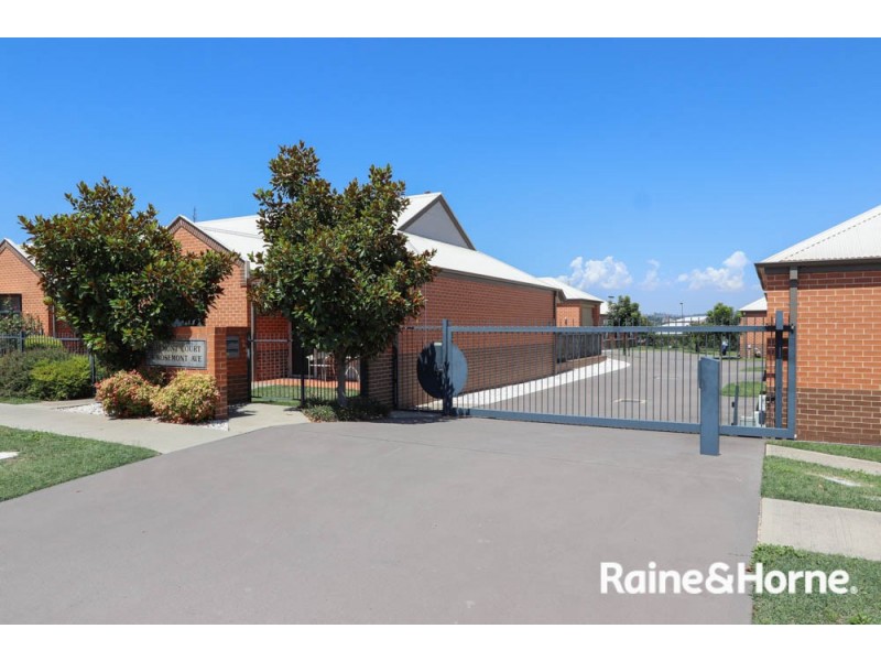2/15 Marsden Lane, Kelso NSW 2795