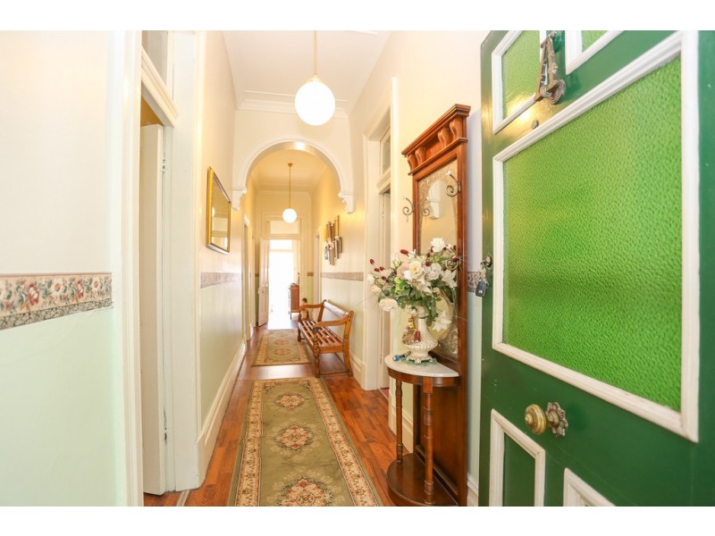 199 Keppel Street, Bathurst NSW 2795