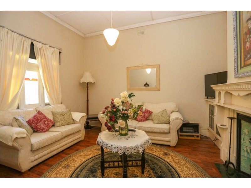 199 Keppel Street, Bathurst NSW 2795