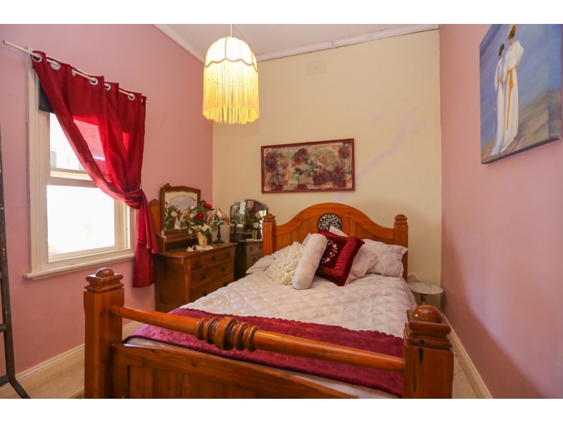 199 Keppel Street, Bathurst NSW 2795