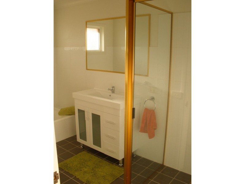 29 Abercrombie Dr, Bathurst NSW 2795