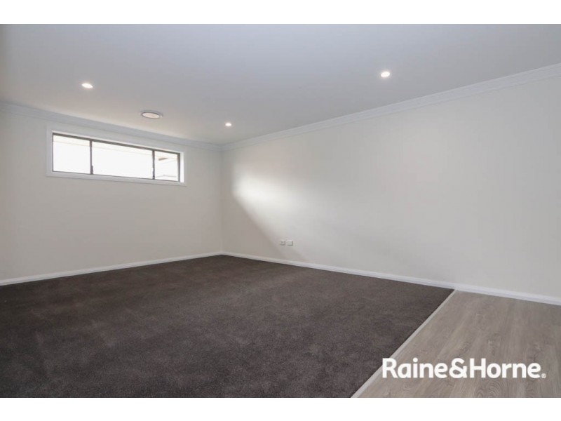 55 Emerald Drive, Kelso NSW 2795