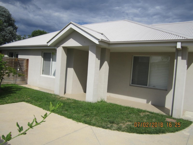 58 Hope St, Bathurst NSW 2795
