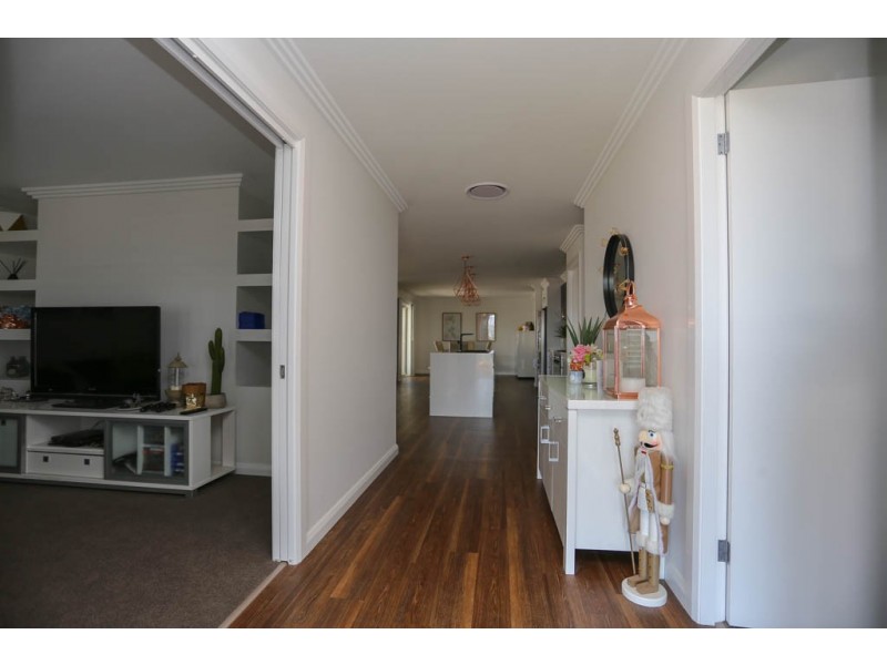 10 Ignatius Place, Kelso NSW 2795