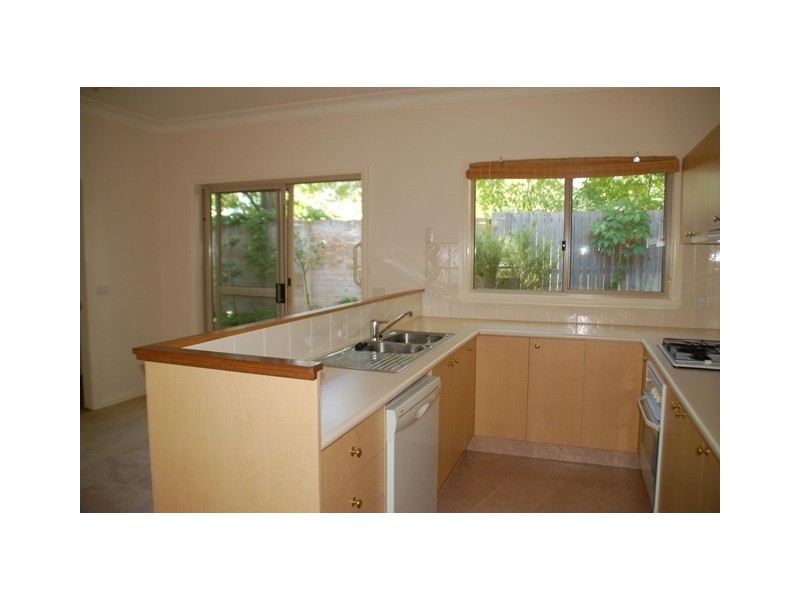 2/359 Rankin St, Bathurst NSW 2795