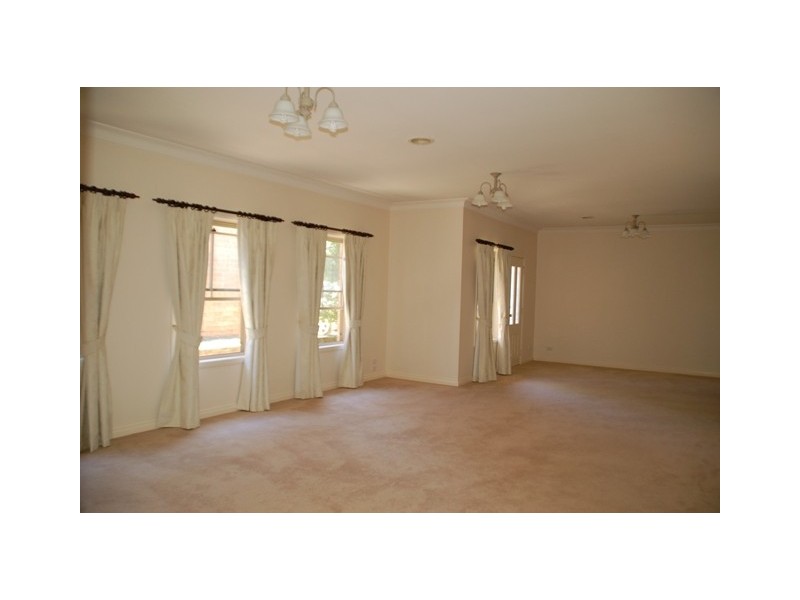 2/359 Rankin St, Bathurst NSW 2795