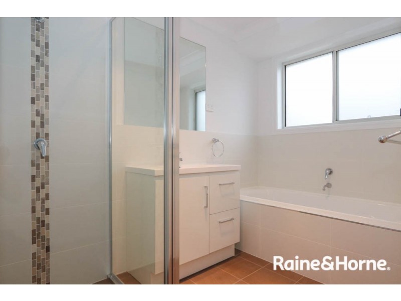 12 Dees Close, Gormans Hill NSW 2795