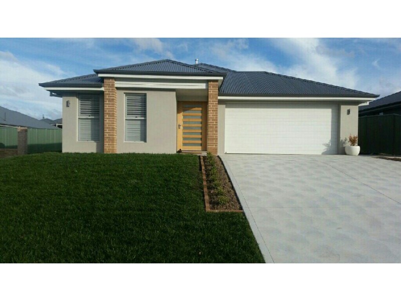14 Phillip St, Bathurst NSW 2795