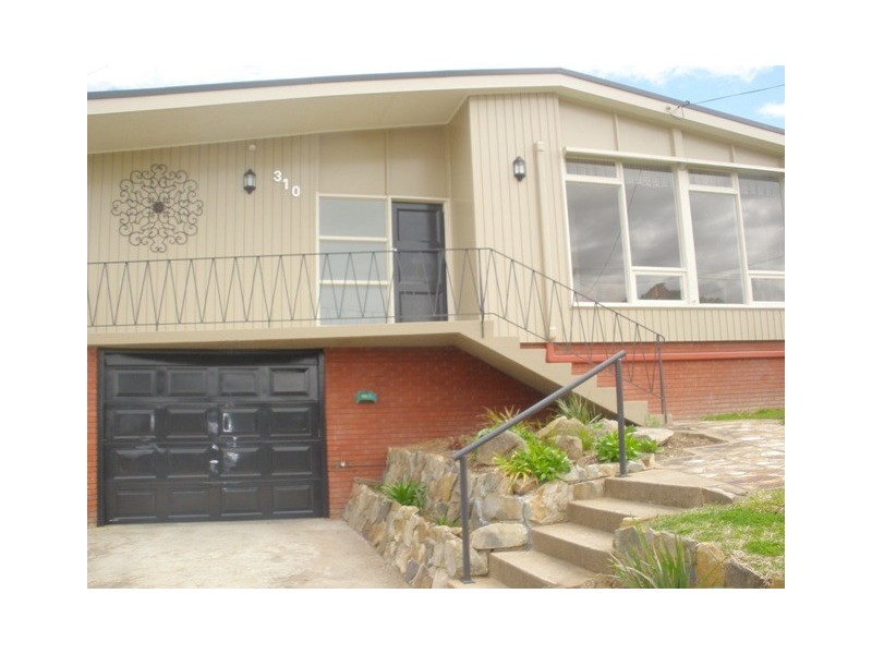 310 Keppel St, Bathurst NSW 2795