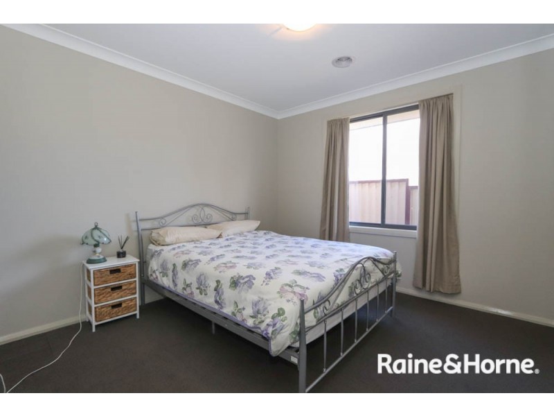 37 Christie Street, Raglan NSW 2795