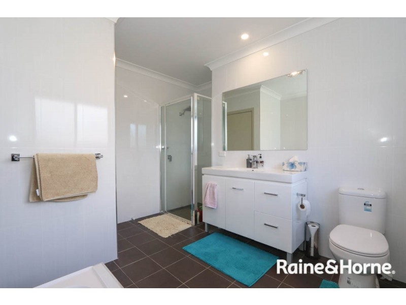 37 Christie Street, Raglan NSW 2795