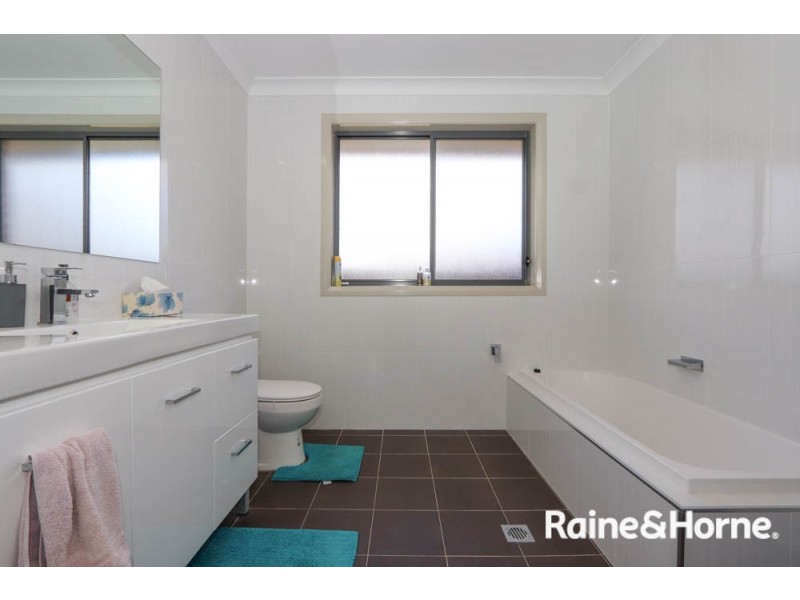 37 Christie Street, Raglan NSW 2795