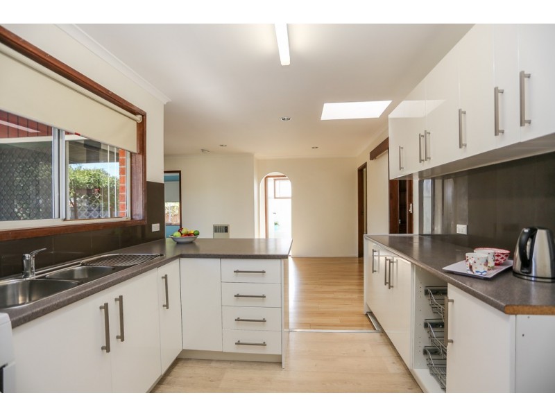 14 Wayside Court, Kelso NSW 2795