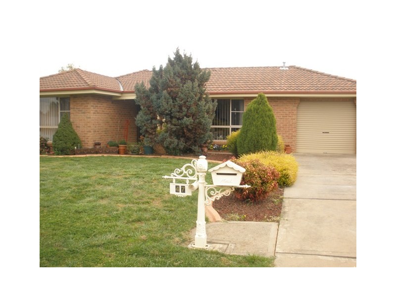 47 Freestone Way, Bathurst NSW 2795