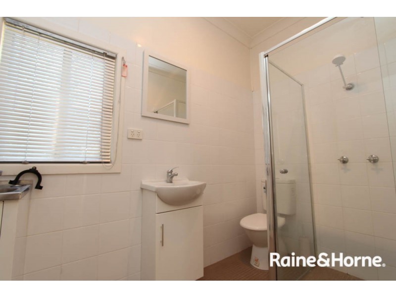 94 Sydney Rd, Kelso NSW 2795