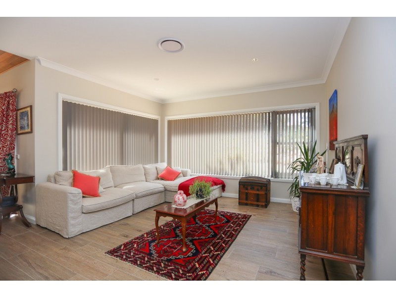 28 Arcadia Place, Meadow Flat NSW 2795