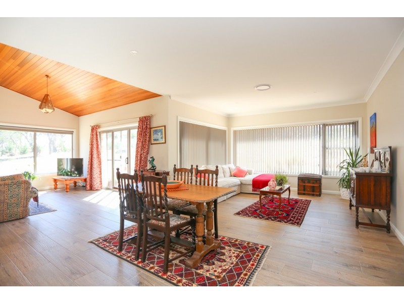 28 Arcadia Place, Meadow Flat NSW 2795