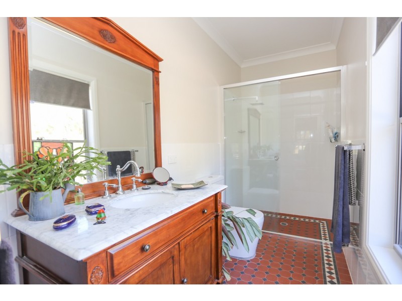 28 Arcadia Place, Meadow Flat NSW 2795