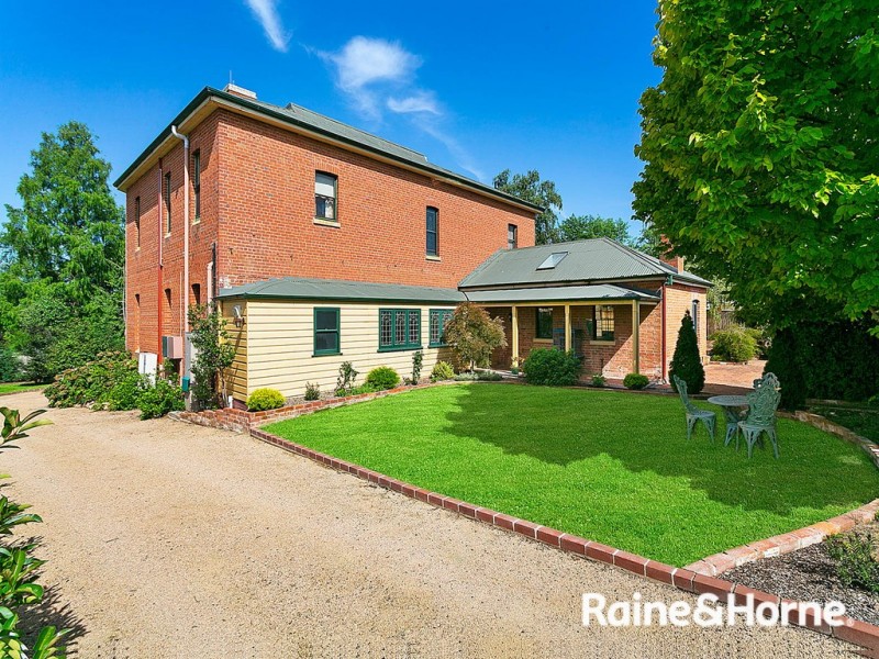 4 Allambie Boulevard, Kelso NSW 2795