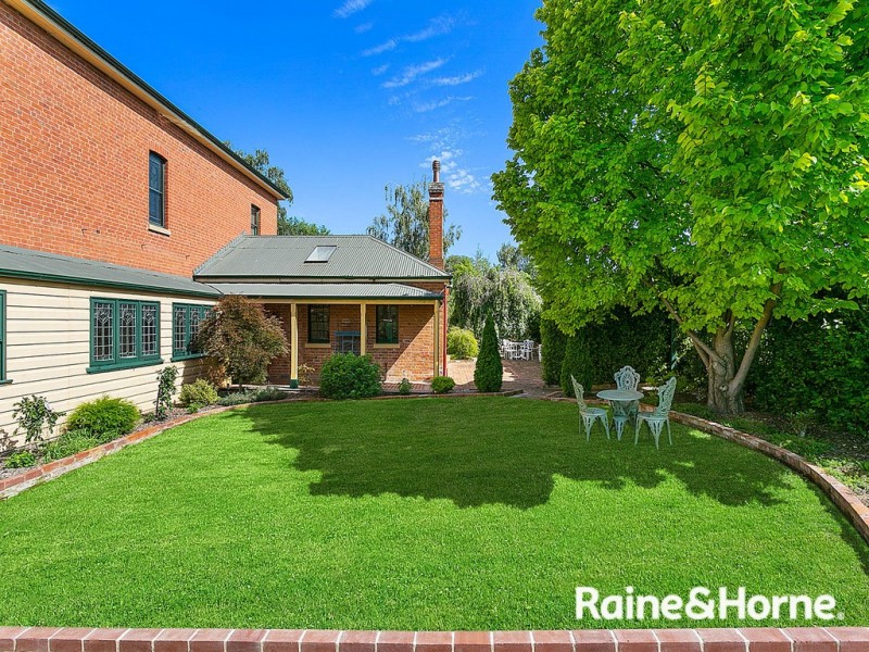 4 Allambie Boulevard, Kelso NSW 2795