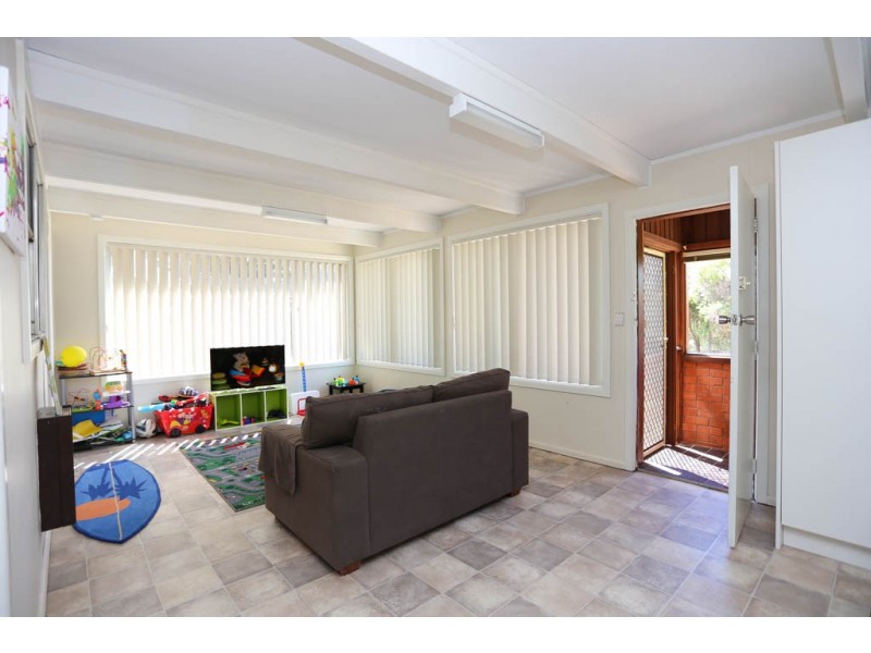 4 Raglan Street, South Bathurst NSW 2795
