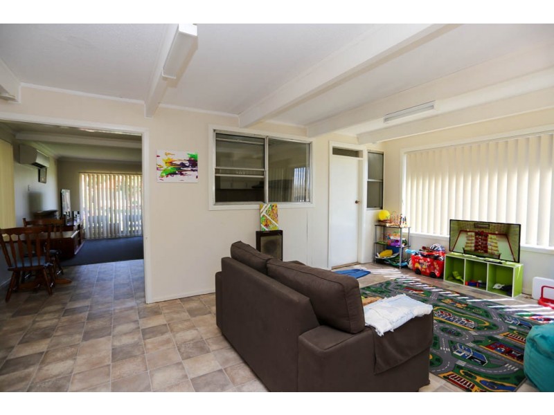 4 Raglan Street, South Bathurst NSW 2795