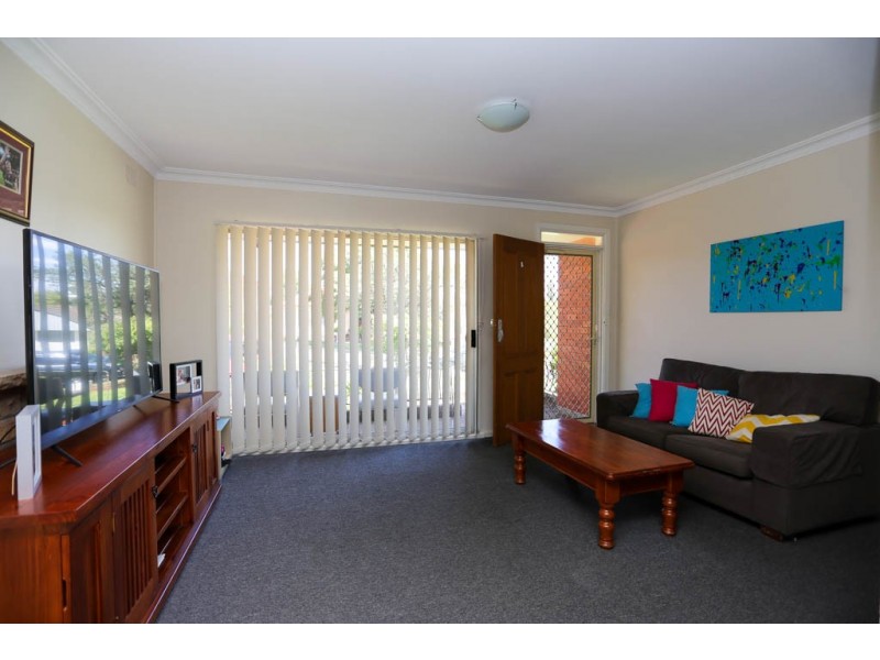 4 Raglan Street, South Bathurst NSW 2795