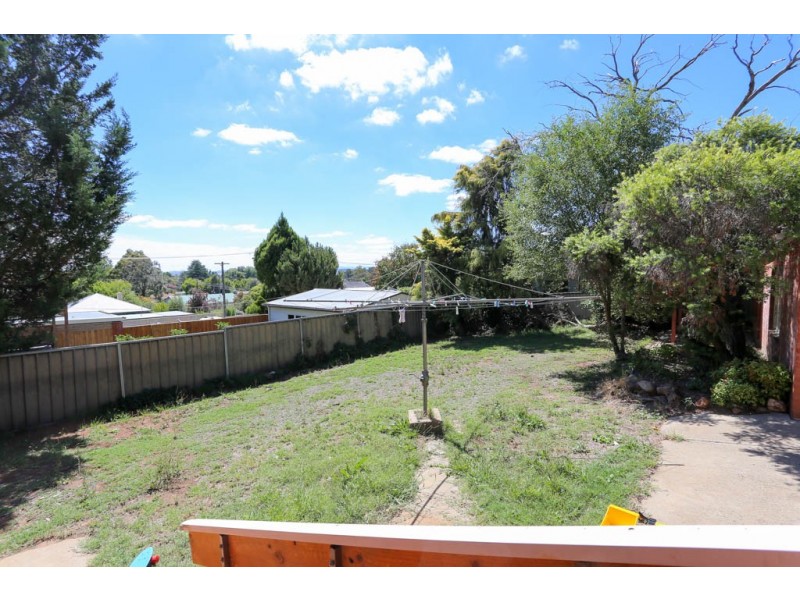 4 Raglan Street, South Bathurst NSW 2795