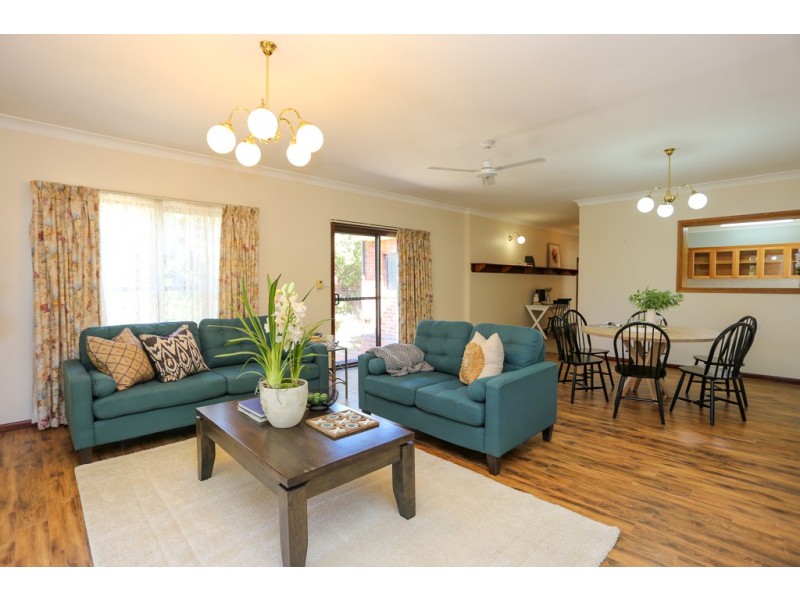 341 Russell Street, Bathurst NSW 2795