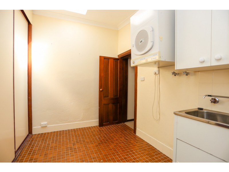 341 Russell Street, Bathurst NSW 2795