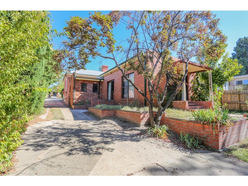 341 Russell Street, Bathurst NSW 2795