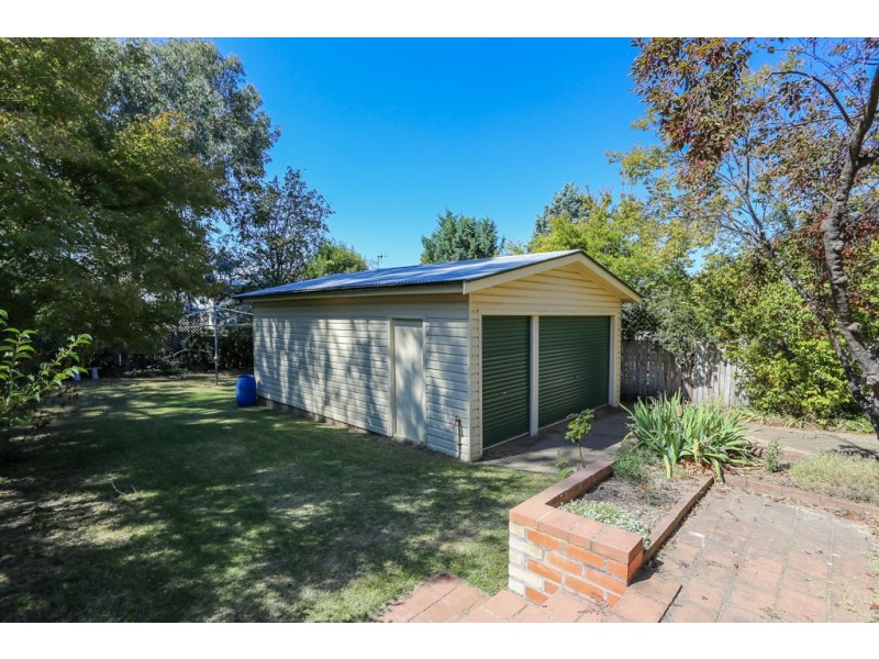 341 Russell Street, Bathurst NSW 2795
