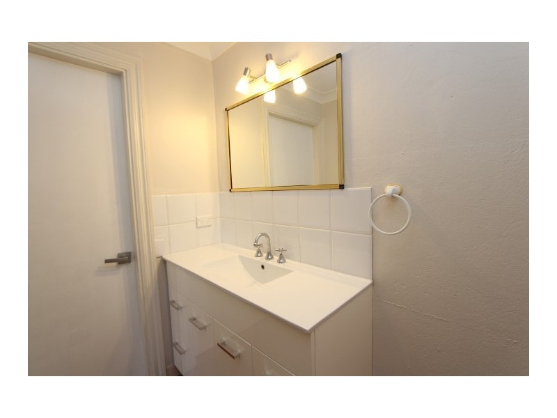 282 Piper Street, Bathurst NSW 2795