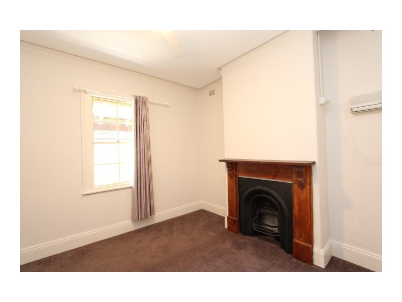 282 Piper Street, Bathurst NSW 2795