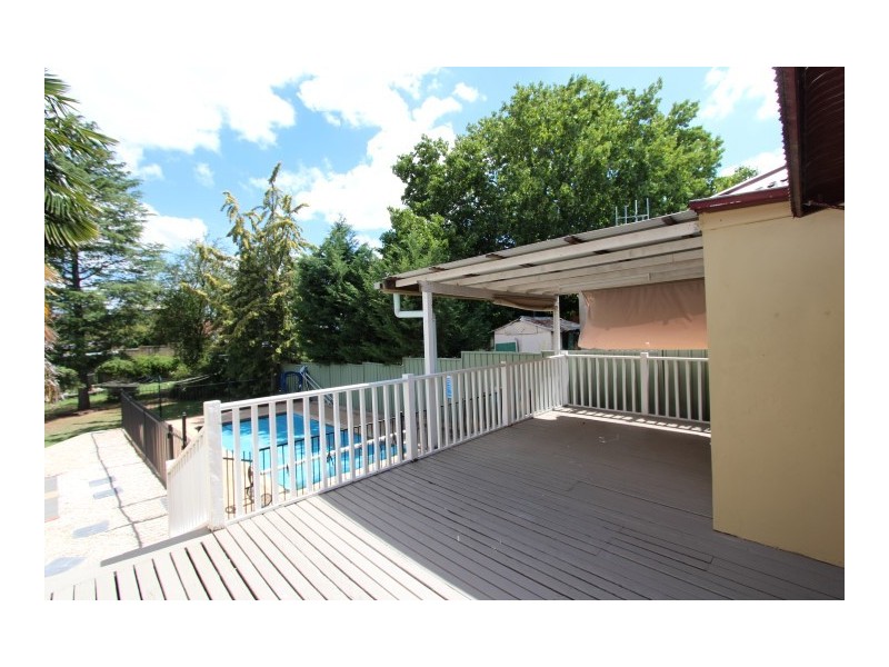 282 Piper Street, Bathurst NSW 2795